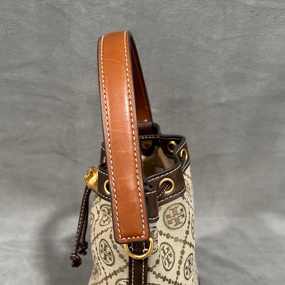 Tory Burch Hazelnut/Chocolate Mini T Monogram Jacquard Bucket Bag - Picture 11 of 14